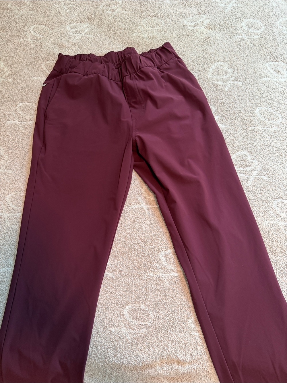 Vuori Maroon Elastic-Waist Joggers